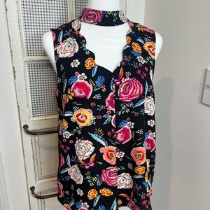 Monteau Women’s Sleeveless Blouse